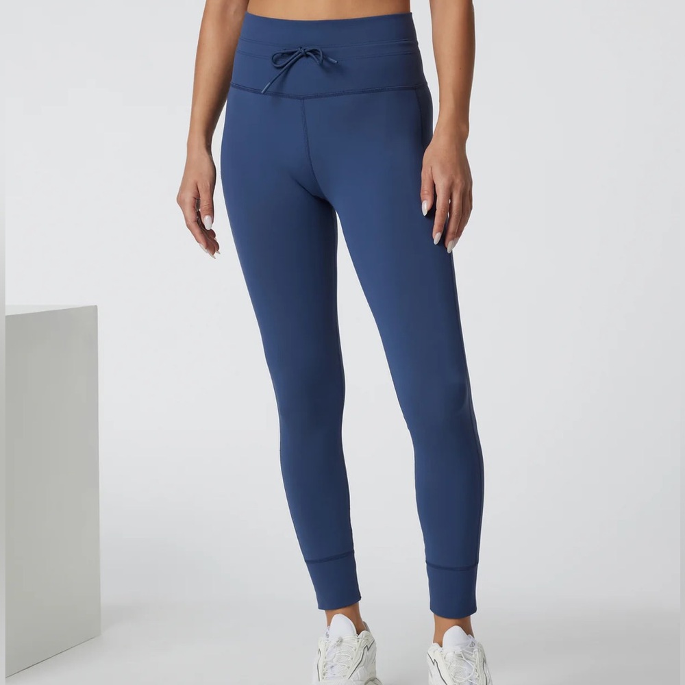 Vuori High-Rise French Blue Daily Leggings - Picture 2 of 3